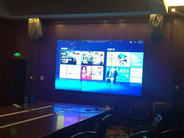 杭州某培訓(xùn)中心3*3拼接